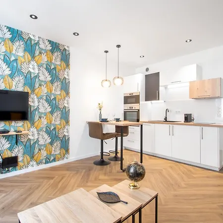 Des Ducs Avec Baignoire Double Appartement