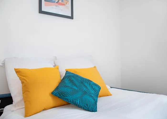 Des Ducs Avec Baignoire Double Διαμέρισμα Ναντ