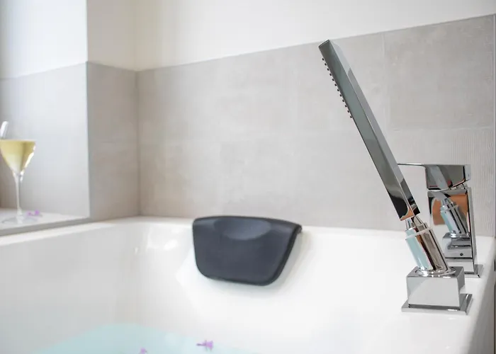 Lejlighed Des Ducs Avec Baignoire Double