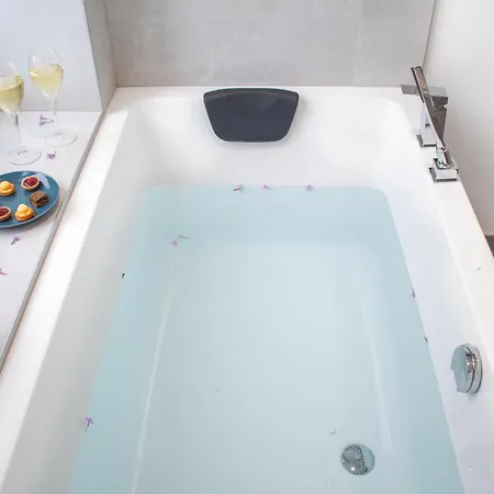 Des Ducs Avec Baignoire Double