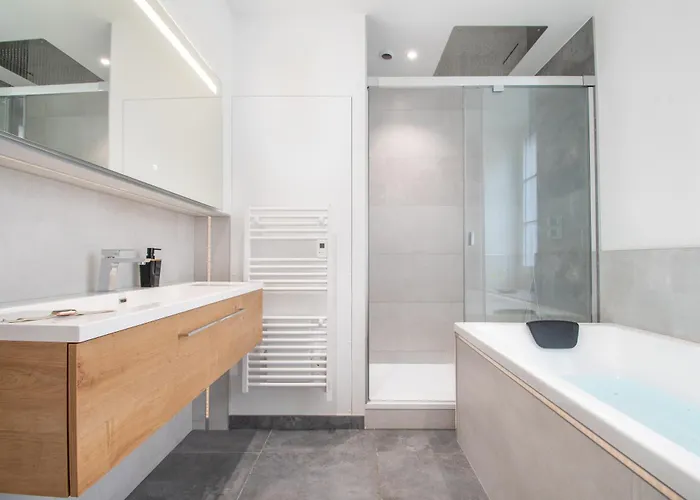 公寓 Des Ducs Avec Baignoire Double *